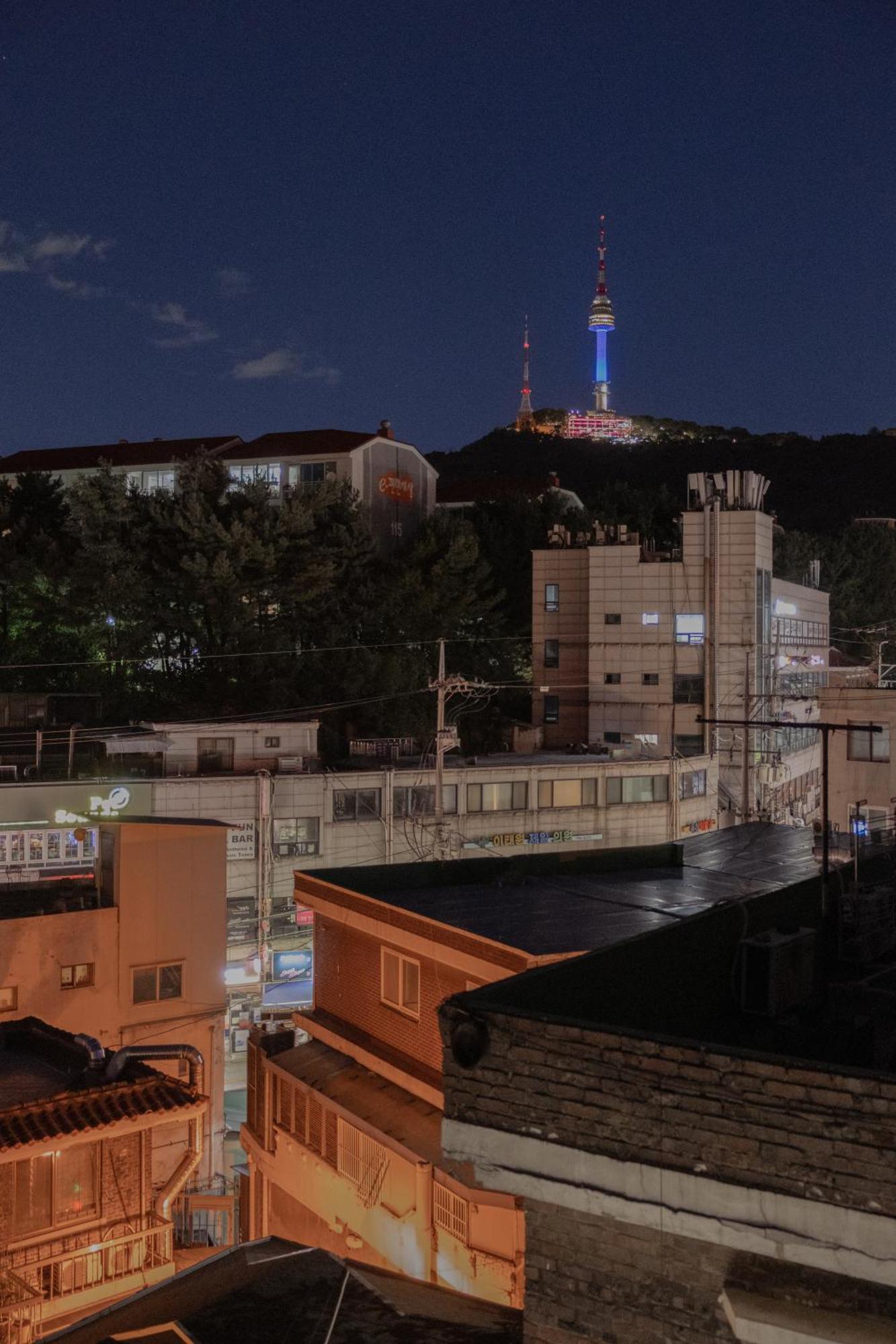 Namsan View Rooftop House